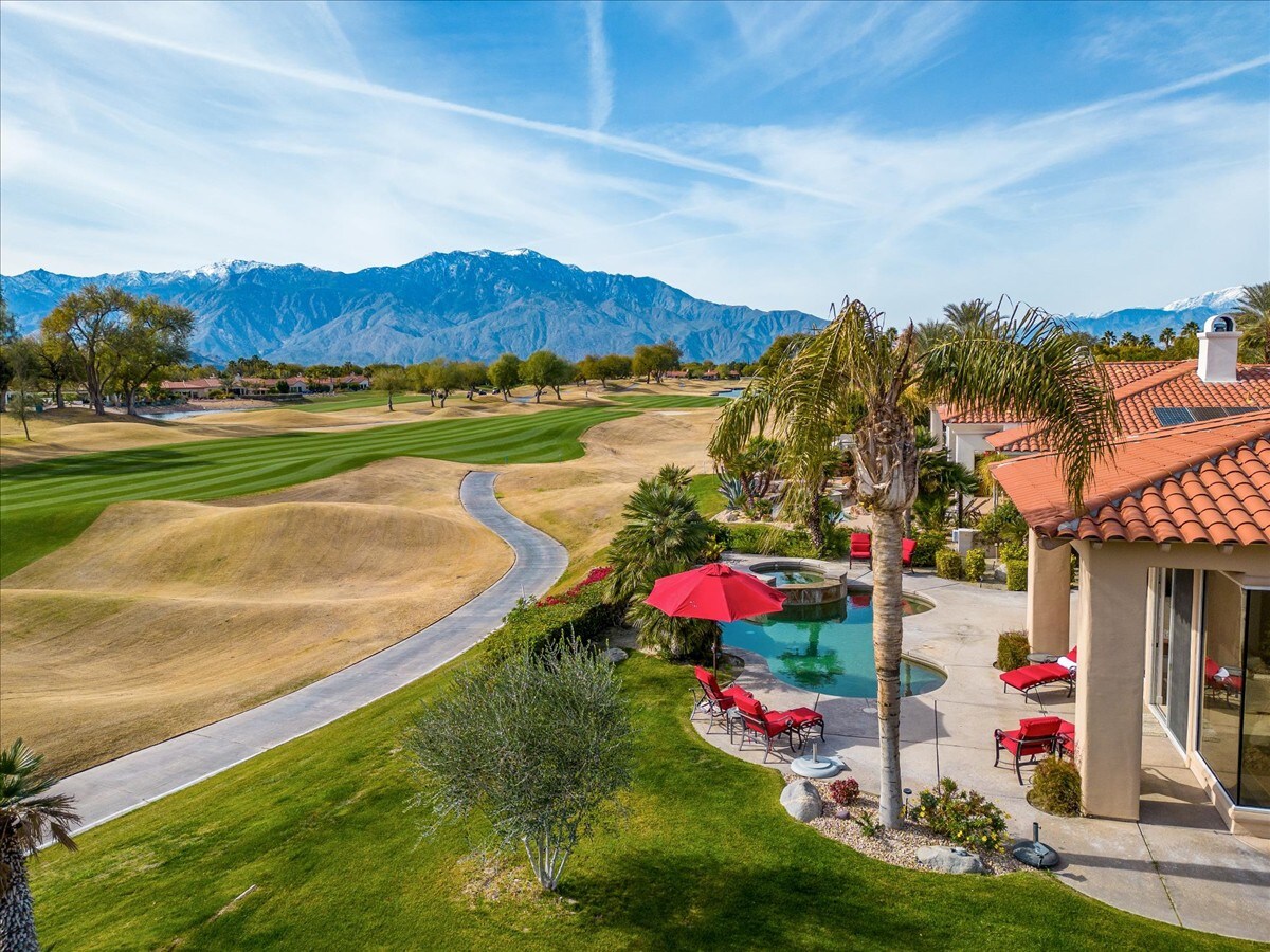 GolfCourseViews at Mission Hills