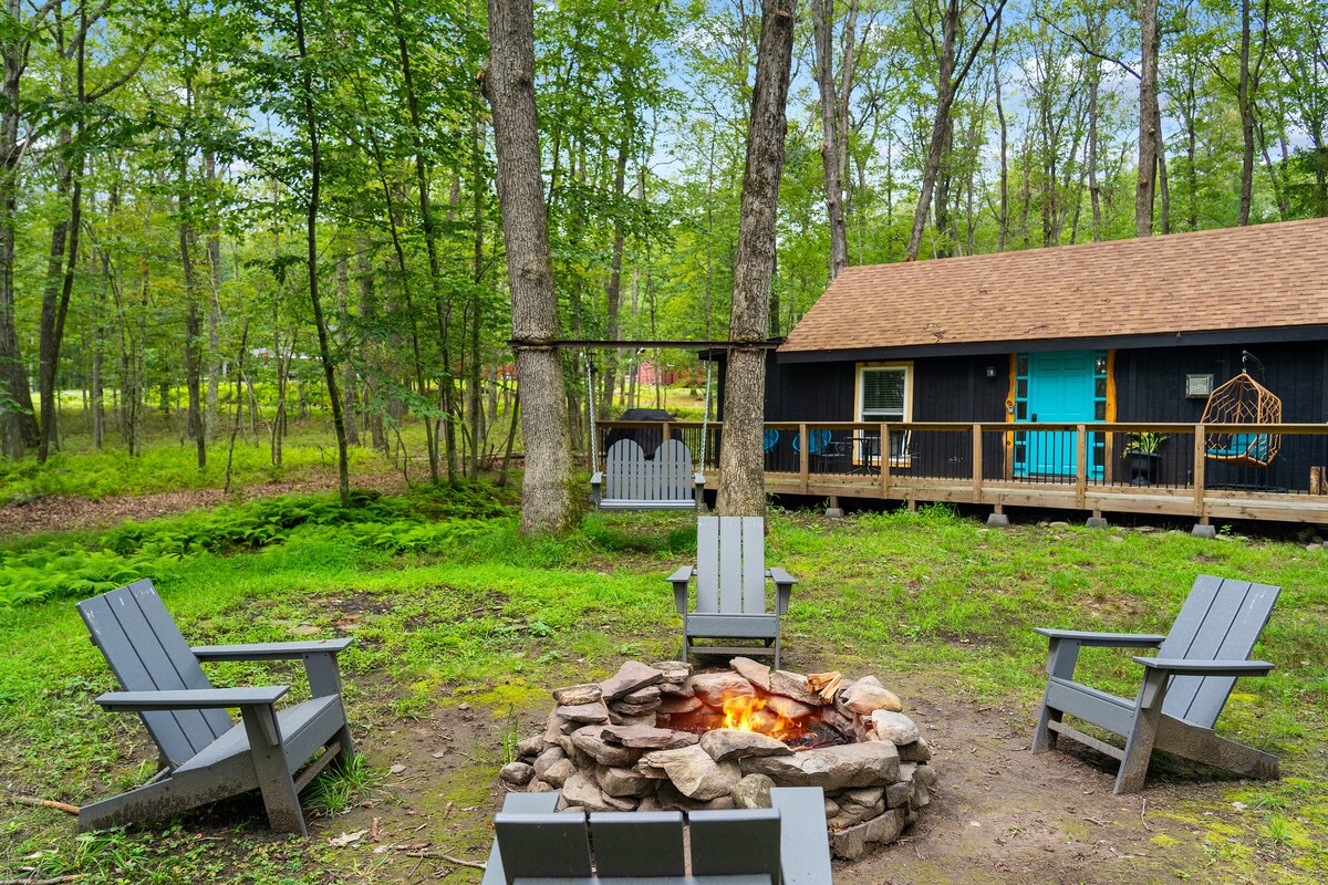 Private Tiny Cabin in the Poconos