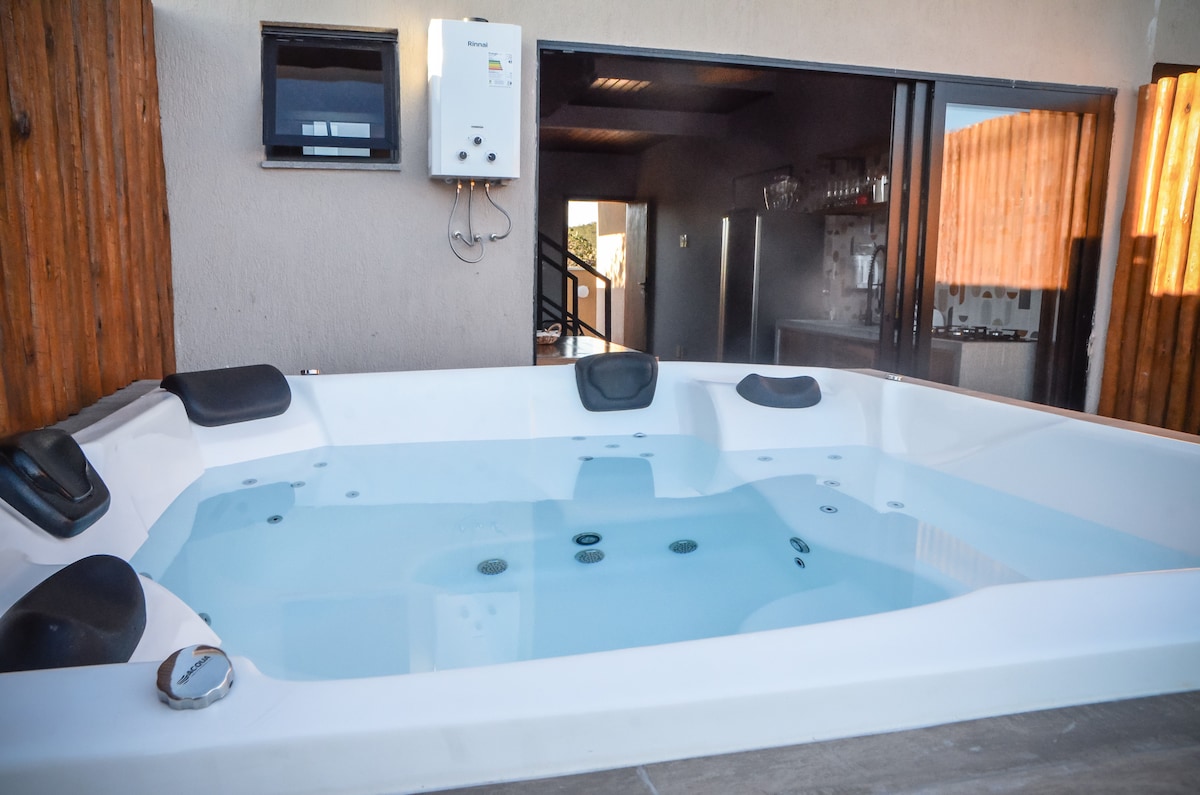 Jacuzzi privativa - Varanda - Vista - Cama queen 2