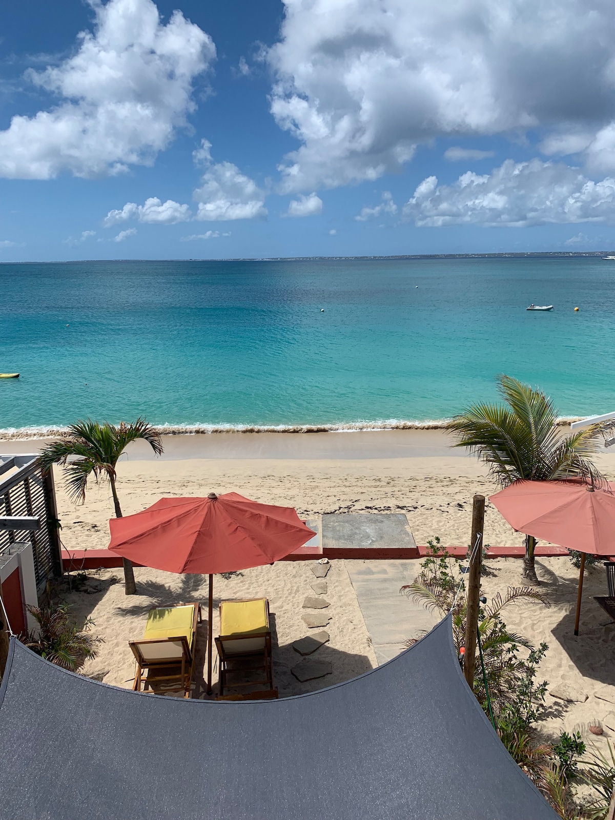 perfectly located Creole Rock Appartment