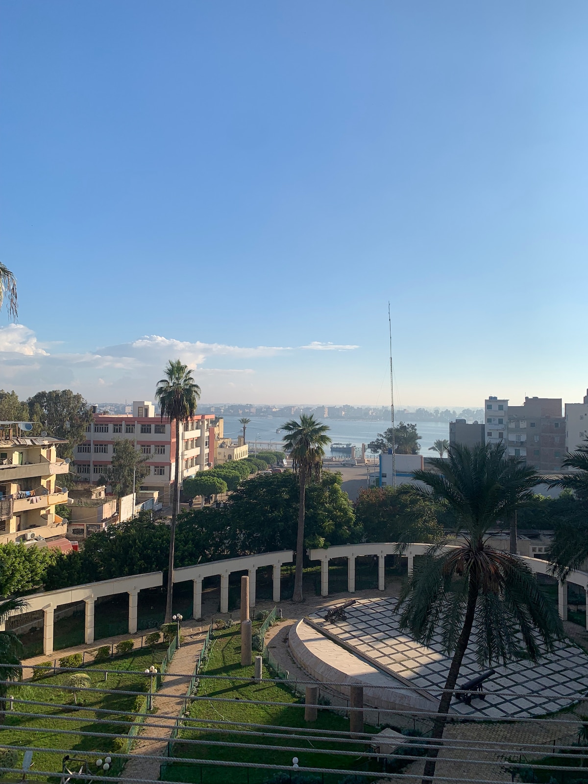 Apartment Front of the nile