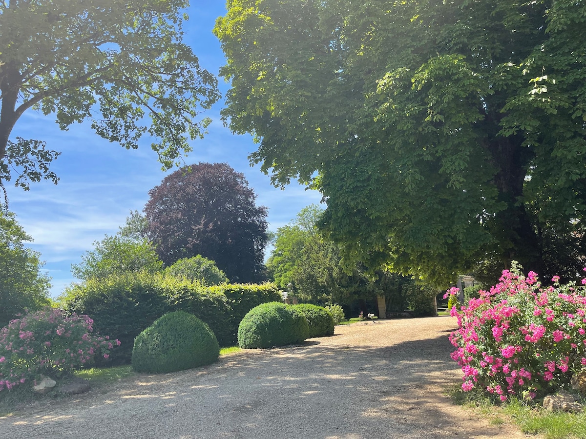 Château 23 personnes Classé 4* et 4 cléVacances