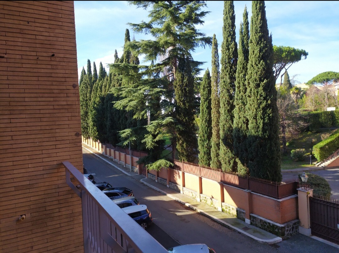 Nuovo appartamento e balconi in Monti Parioli "5B"