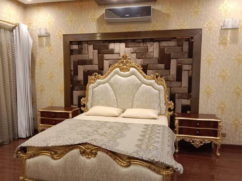 Full house - 3-bed room with WhirlPool - Bahria