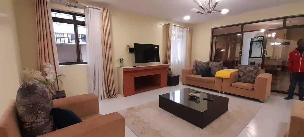 Fully furnished 5 bedrooms Bungalow