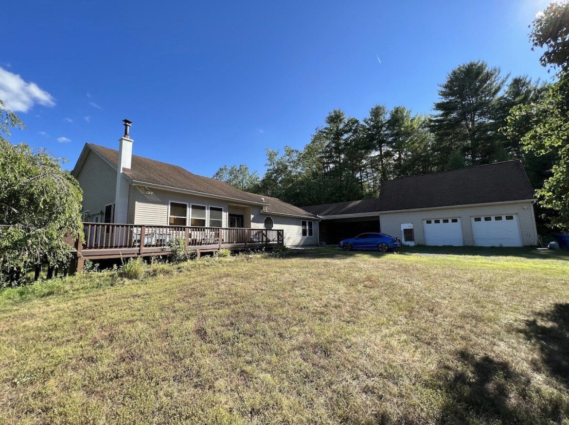 Home in Lake Wallenpaupak