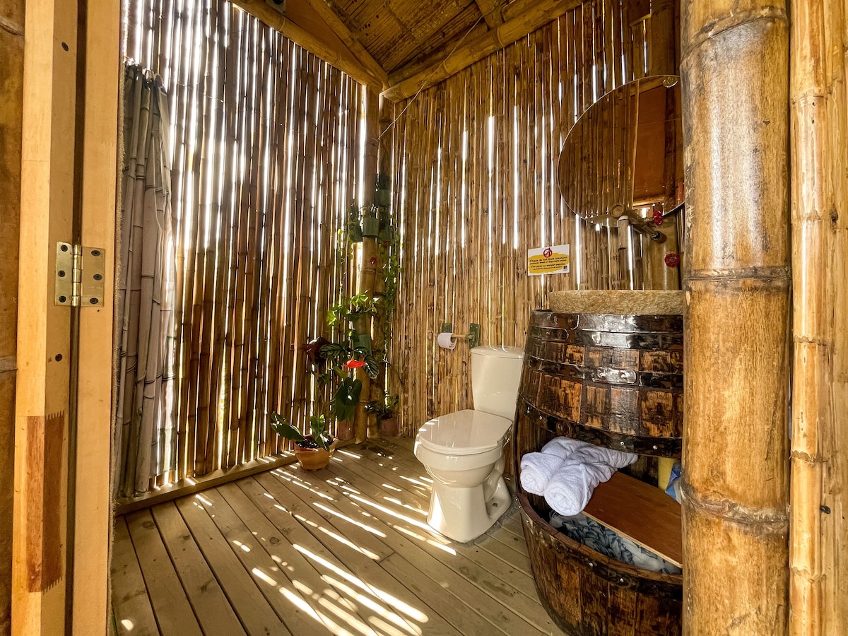 Unique and private cabin in El Peñol / Guatapé