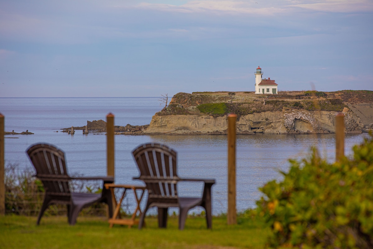 Oceanfront Home, Lighthouse, Beach Access, Sunsets