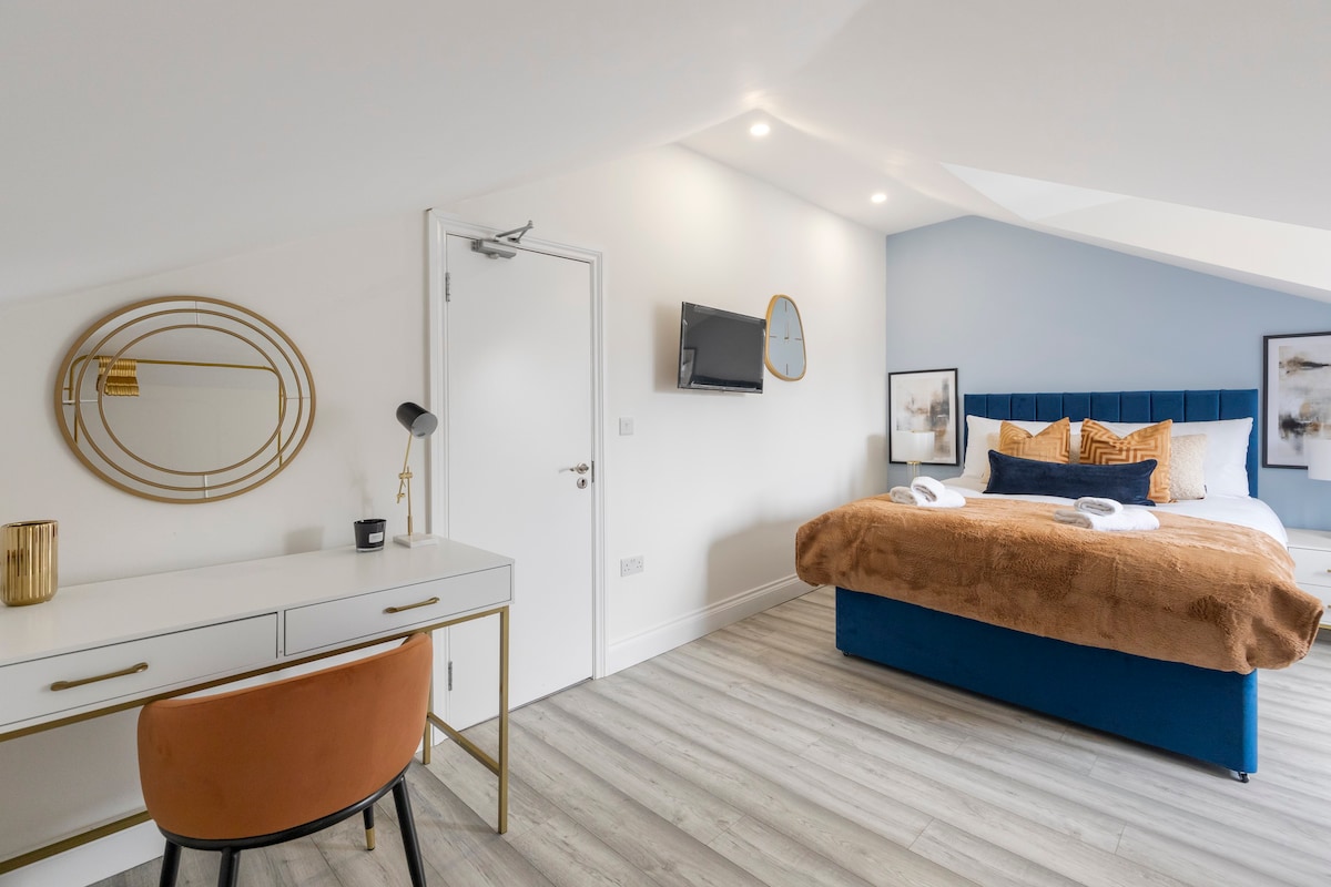 4 Bedroom duplex flat in Hendon