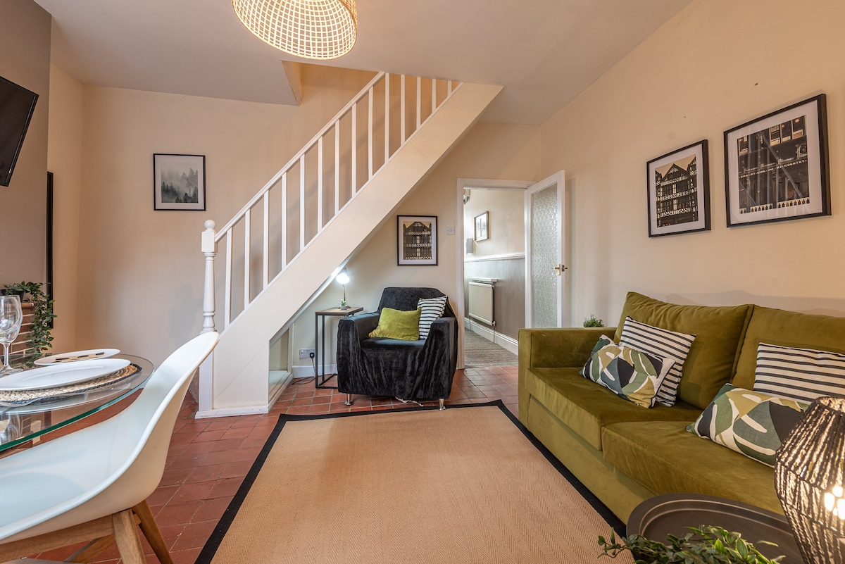 Cosy Chester Hideaway sleeps 5 by restfully