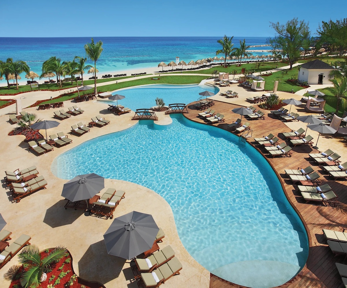 Luxury Beachfront All Inclusive Resort St. James
