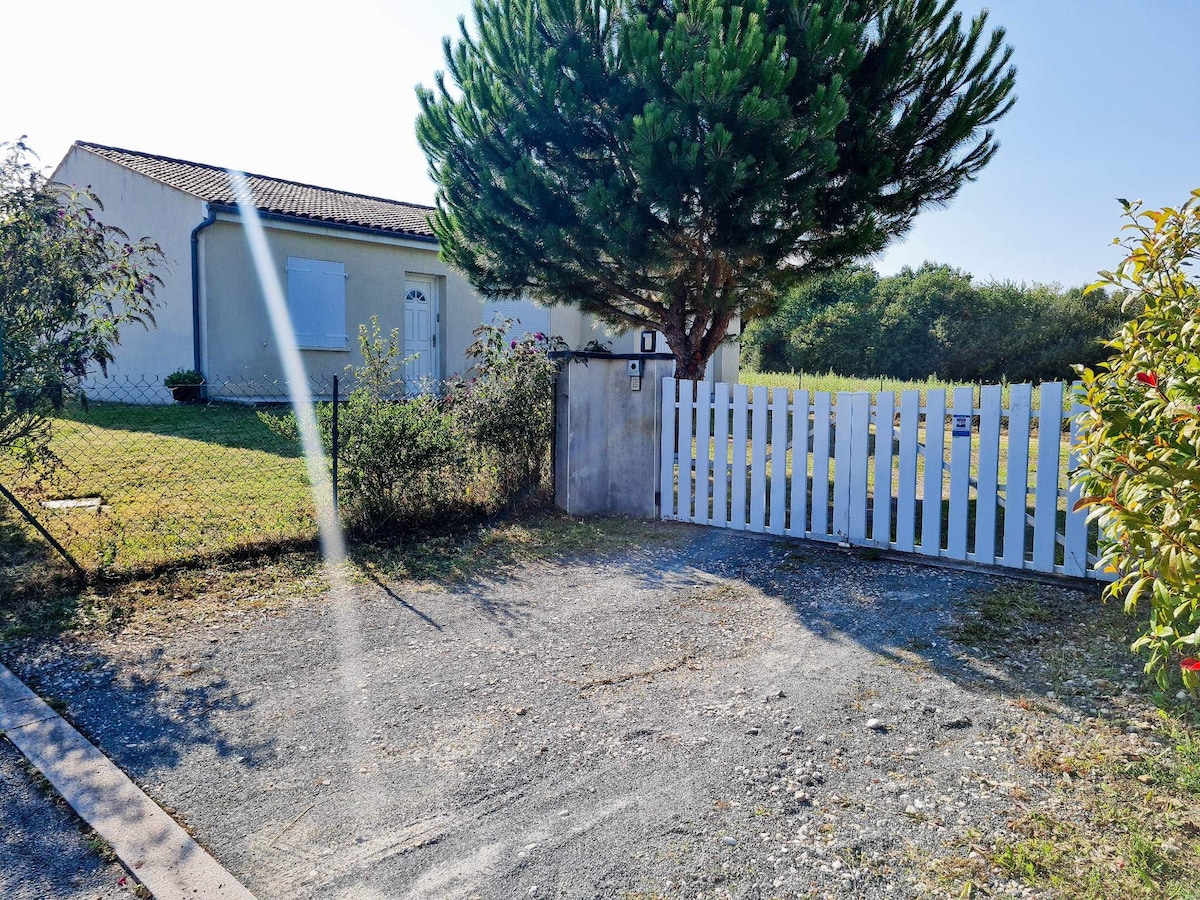 Pavillon à la campagne