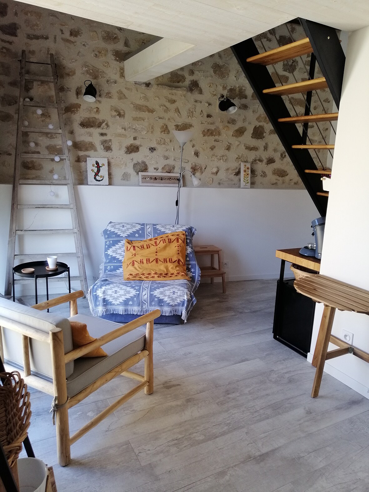 Studio mezzanine village authentique proche Senlis