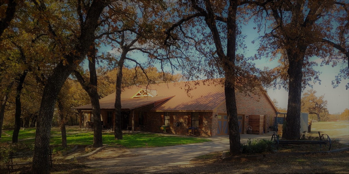 The Lodge at Harmony Oaks