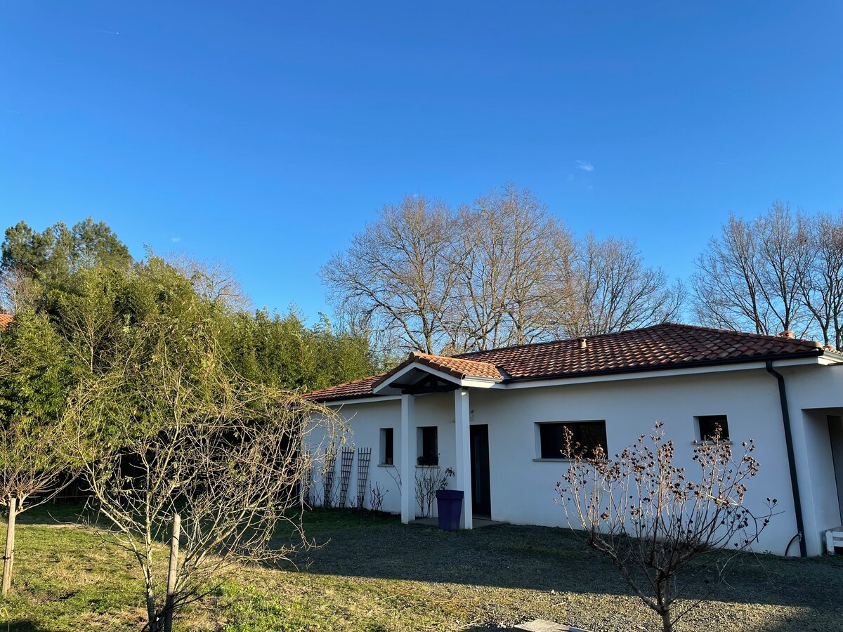 Maison familiale avec jardin sur la côte landaise