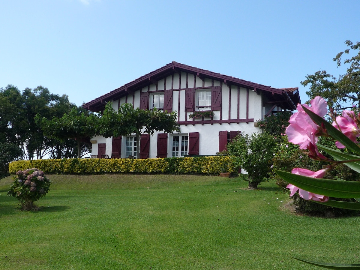 Gîte dans maison traditionnelle