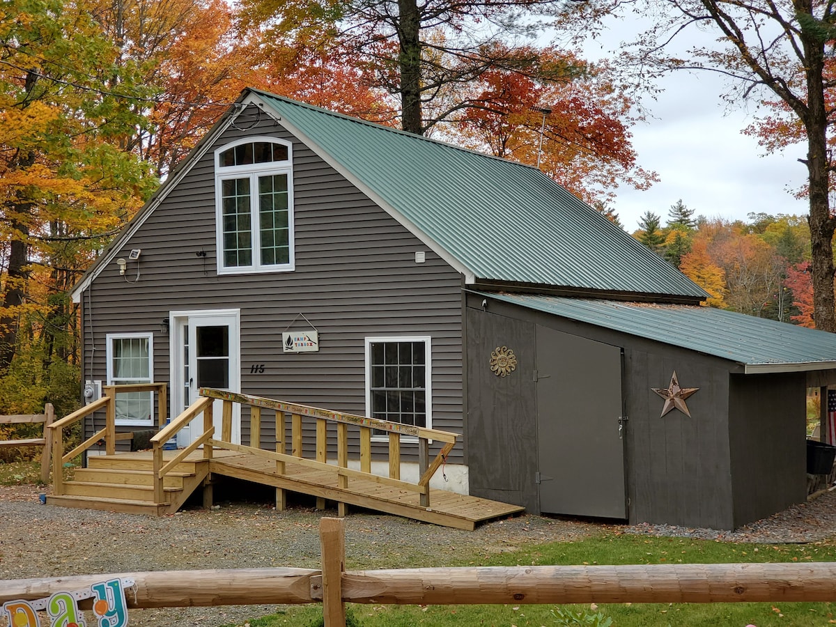 NH Waterfront get away cottage