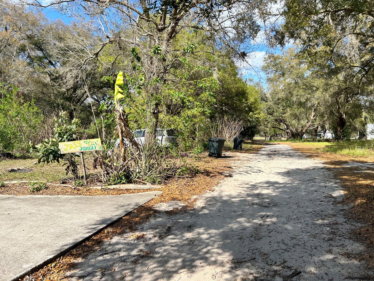 Glamping Ocala near the Springs