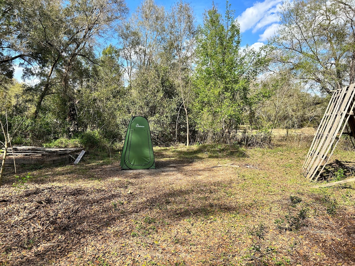 Glamping Ocala near the Springs