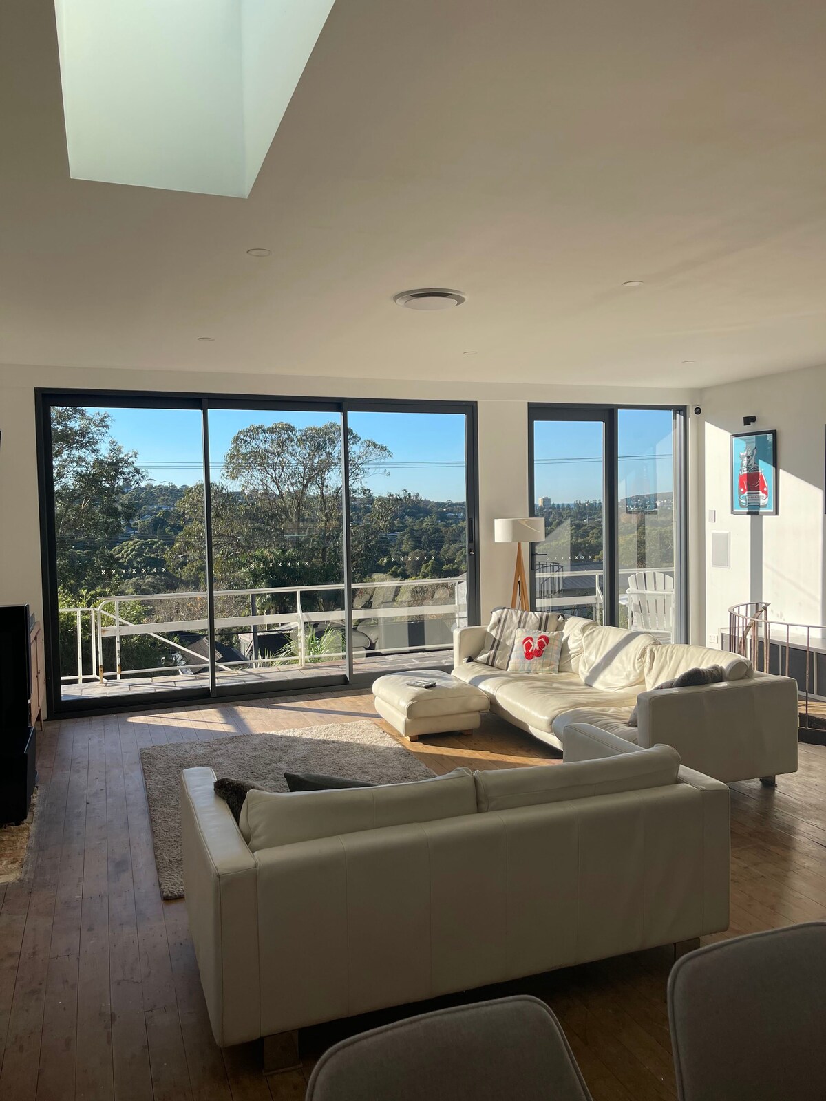 Calm away from home - guest room (near Manly)