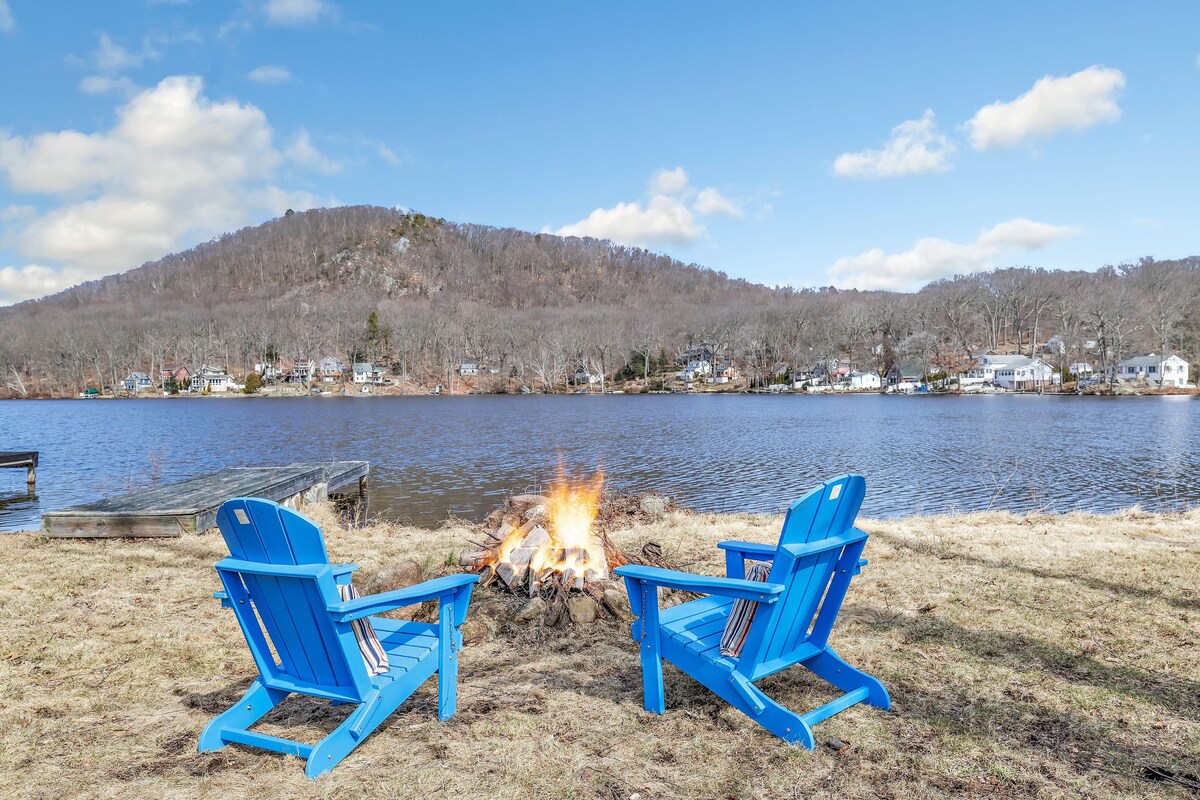 Lake Cottage Getaway