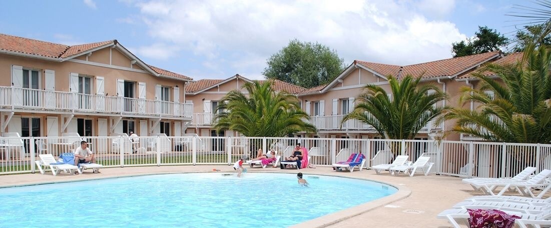 Duplex 40m2 (T3) avec piscine