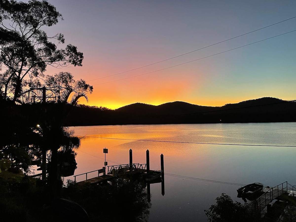 River Shack - Paradise on the Hawkesbury