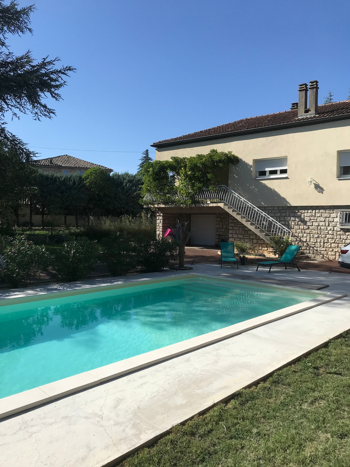 Maison avec piscine au centre de Vallon Pont d’Arc