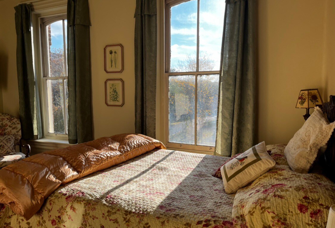 Sunset Room in  Chestnut House
