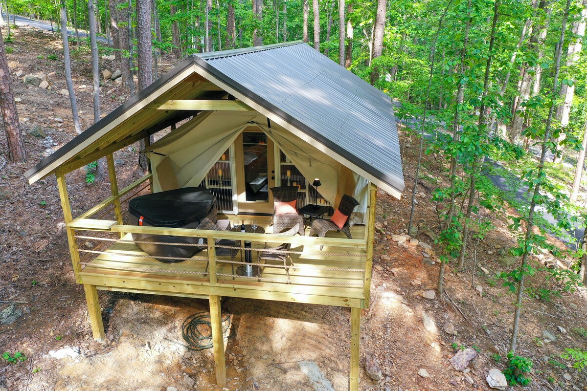 #11 Love Shack Luxury Glamping Tent Lovers Theme