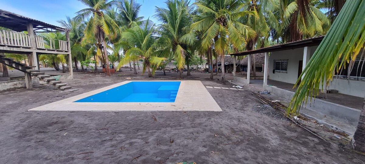 Coconut Beach House - Tilapa