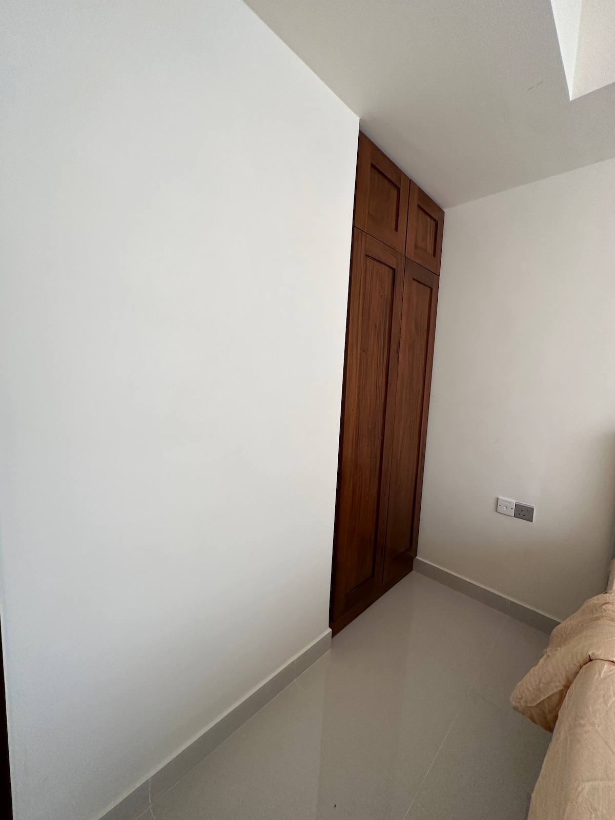 Furnished 1BR in Colombo 05