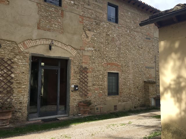 佩萨河谷圣卡夏诺(San Casciano in Val di pesa)的民宿