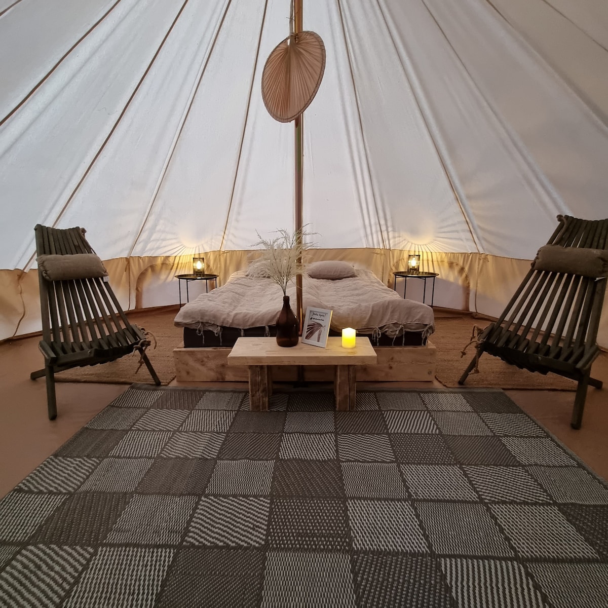 Romanttinen Glamping-teltta