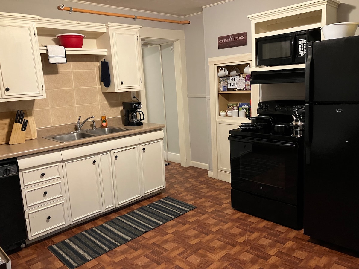 2-Bedroom Apt - Dover/Portsmouth