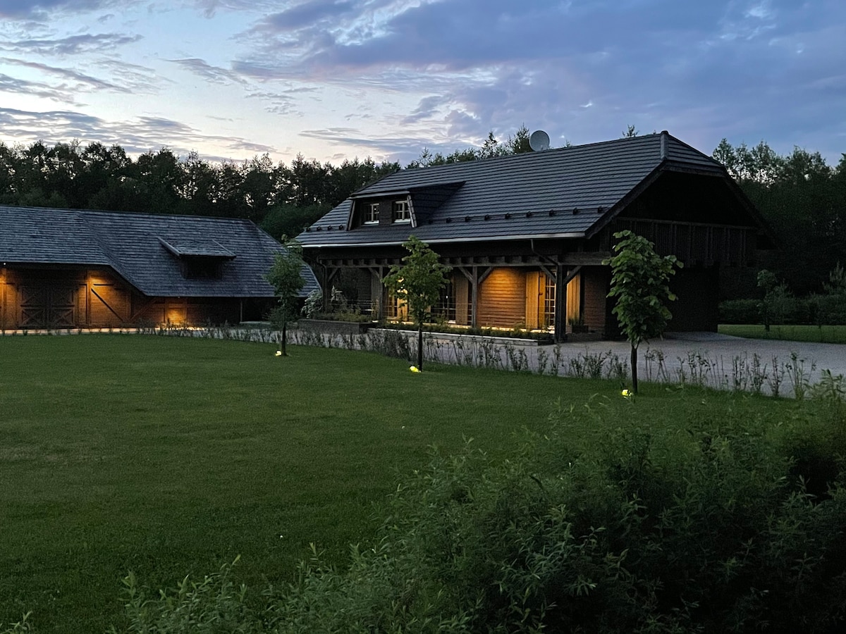 Kuliniai Vacation house by Stirniai lake