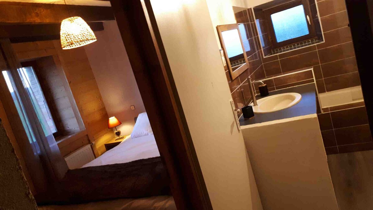 Gite/Chambre D'Hôte avec Spa jacuzzi Privé