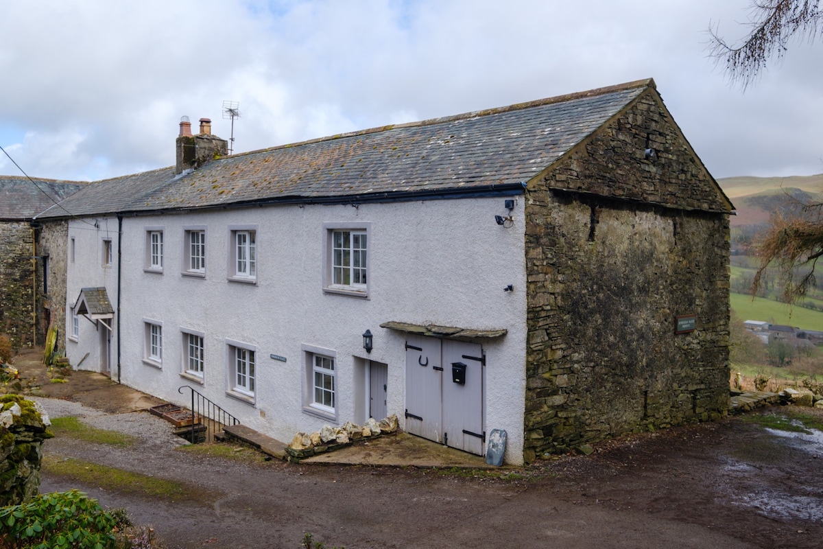 Jenkinsons Place, Loweswater - Stunning lake views