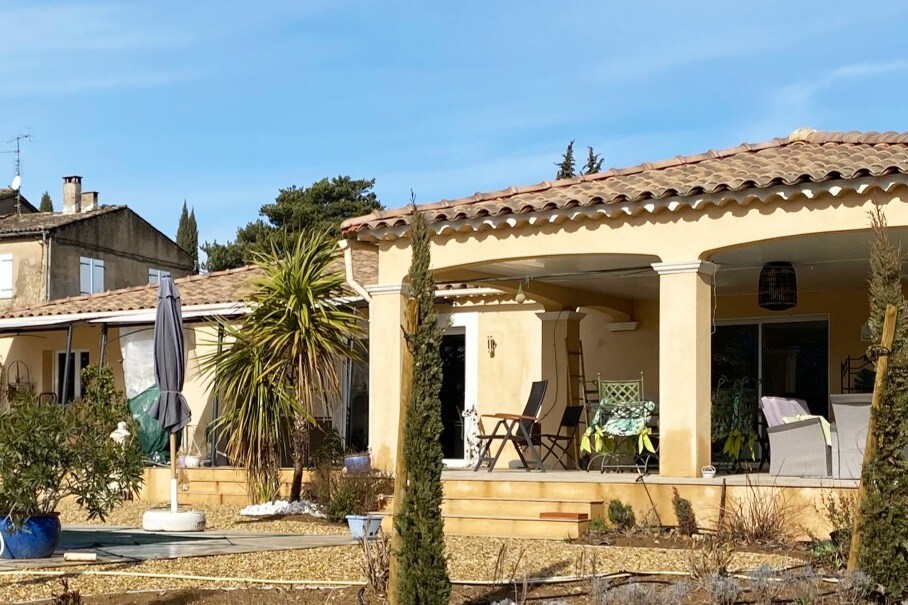 Charmante villa provençale, avec piscine.