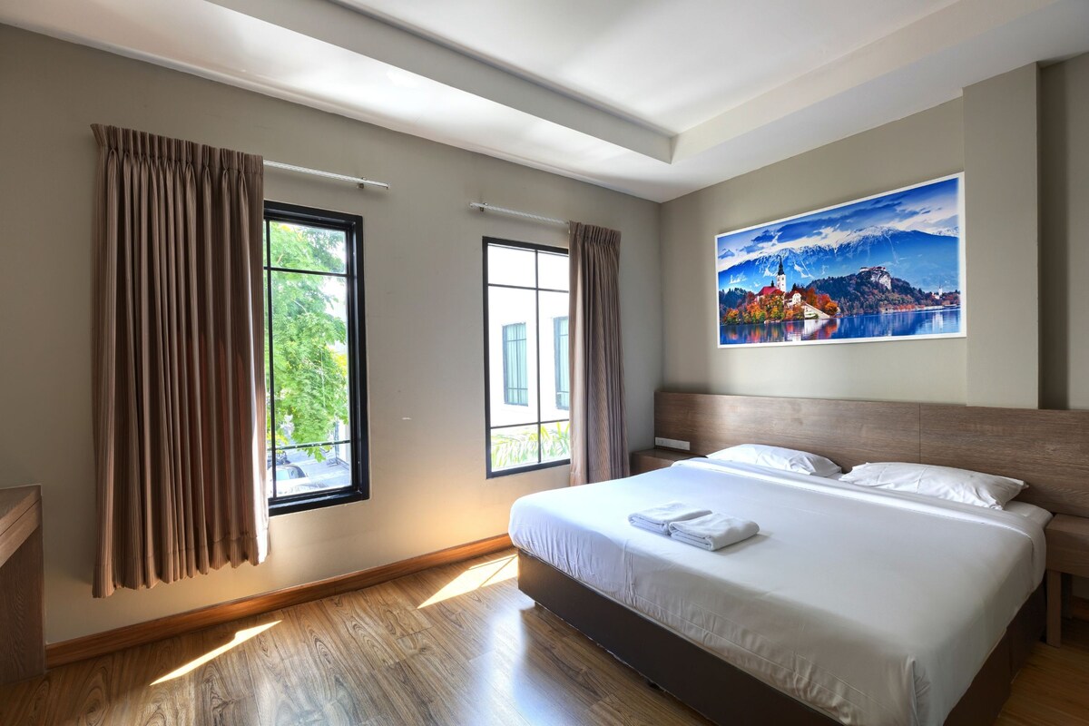 301 View Dee BKK Airport Residence