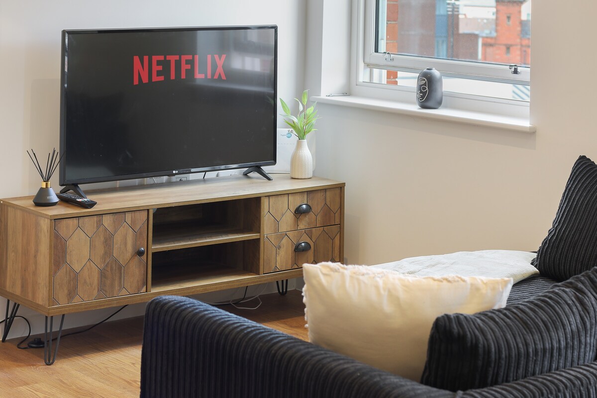 Luxury 2-Bed Apt | Stylish & Modern | FREE Netflix