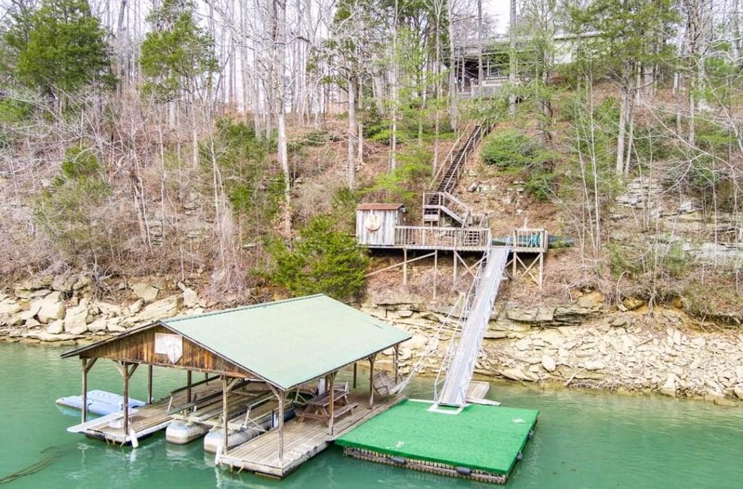 River / Lake House at Rock Island, TN