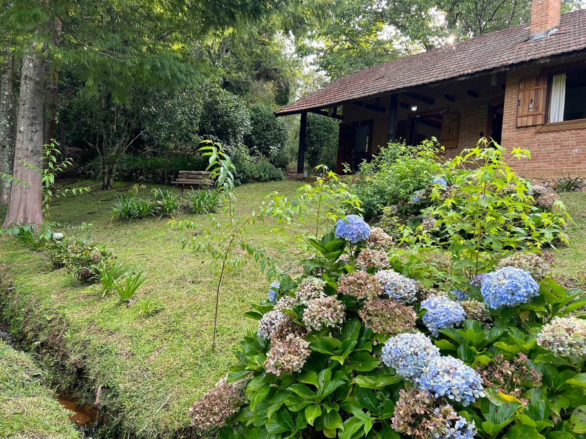 Casa com lareira e vista para as montanhas |Home 5