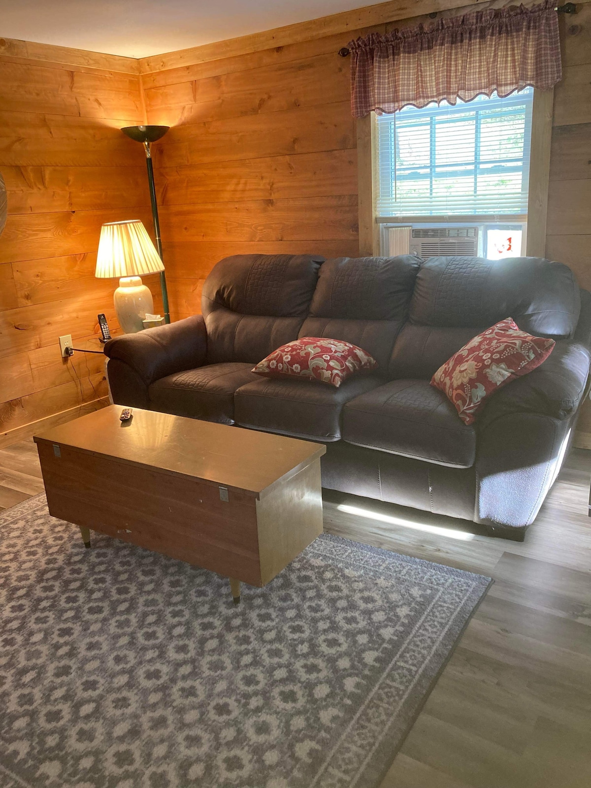 Sugar Hollow Cabin Rental