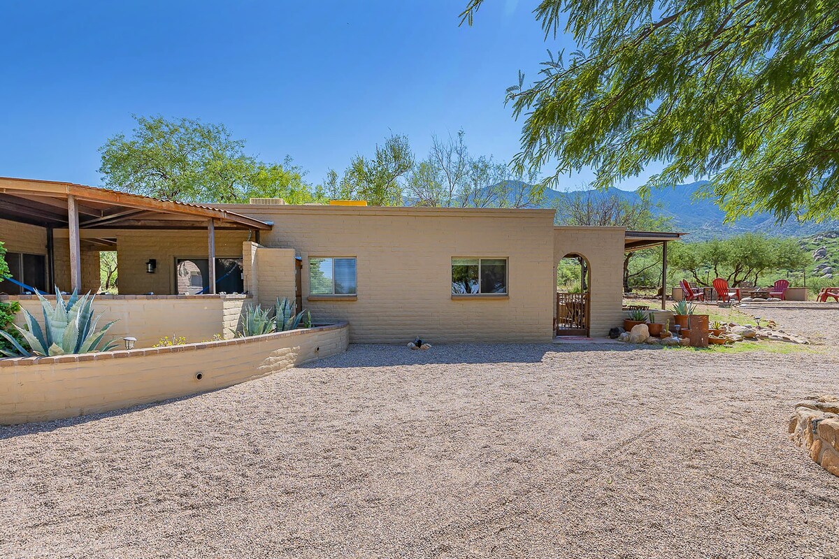 Golder Ranch Guesthouse - Catalina Desert Retreat