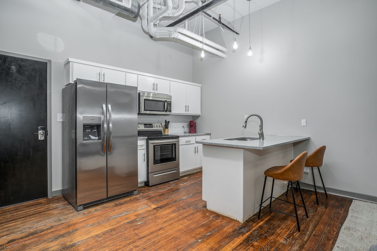 2A - The Davis Lofts at Main Street 2br Apartment