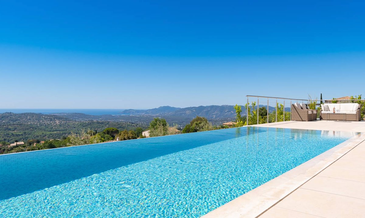 5 Star Contemporary Villa - Unparalleled views