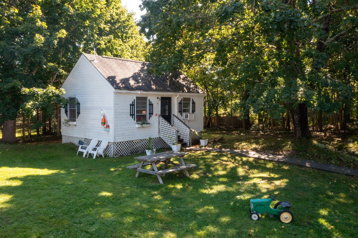 Gertrude #12 - Bar Harbor Cottages by the Sea