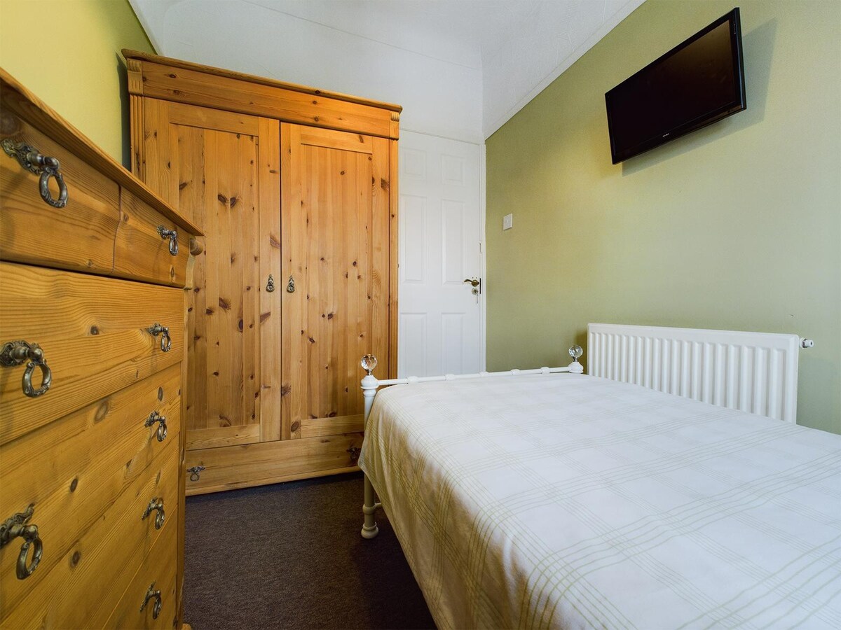 Pride & Beyond Liverpool Single Room/s