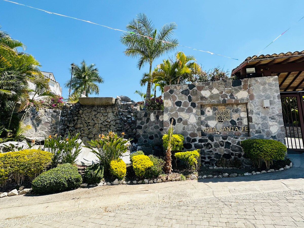 Residencia Xochitepec, Casa Buda